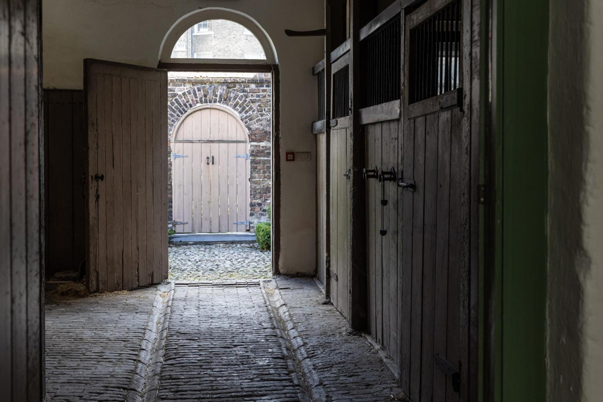 Merrion Mews Дублин Экстерьер фото